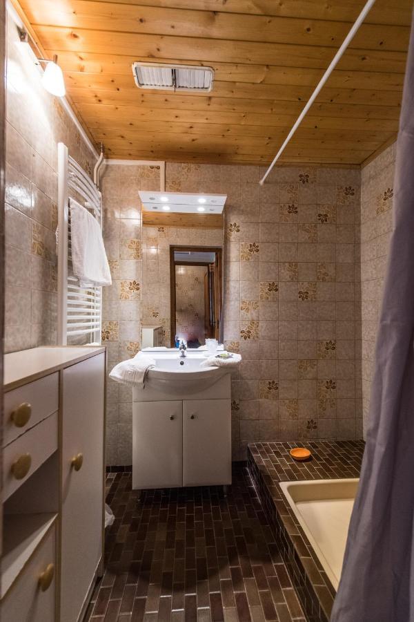 Hotel Les Sorbiers Montricher-le-Bochet Zewnętrze zdjęcie